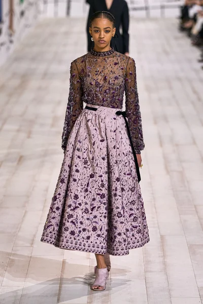 Look 36